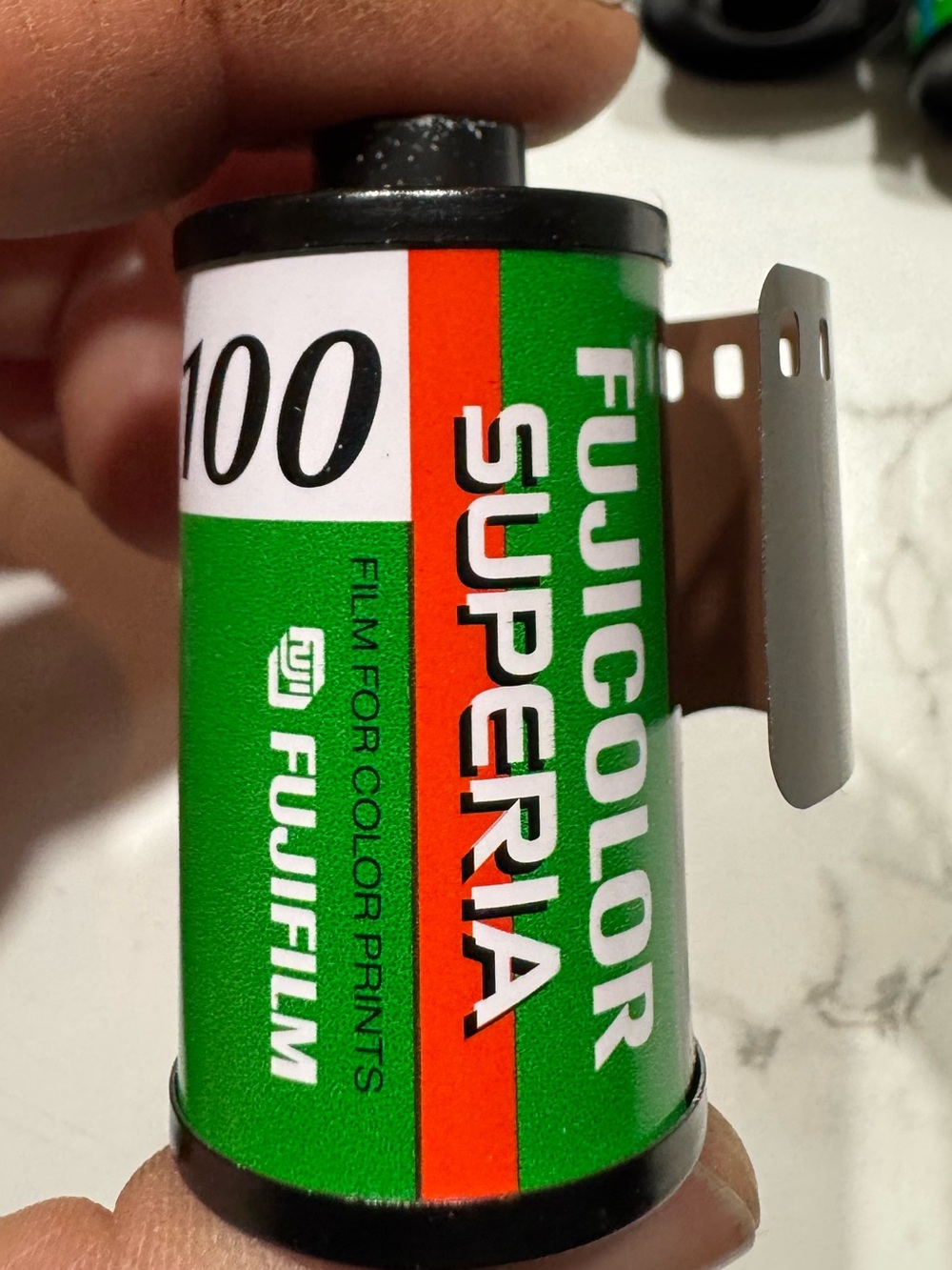 Fujifilm Superia 100 35 mm Film - 24 exposures - expired